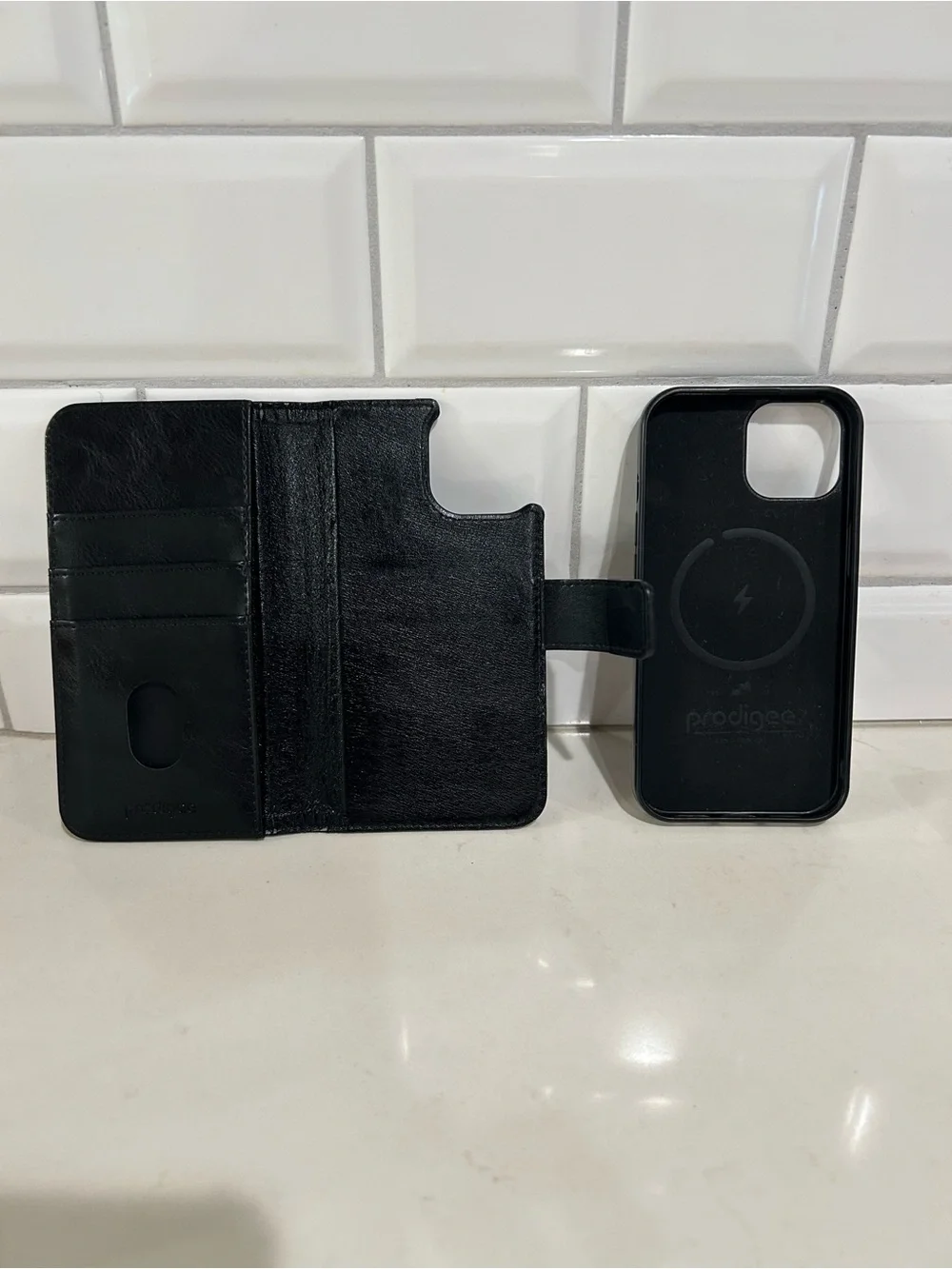 Prodigee iPhone 13 Wallet Case Black MagSafe
